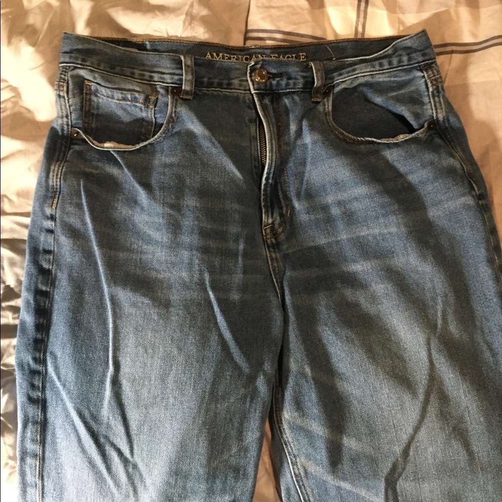American eagle mom jeans